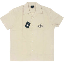 Load image into Gallery viewer, &quot;19th Hole&quot; Linen Shirt
